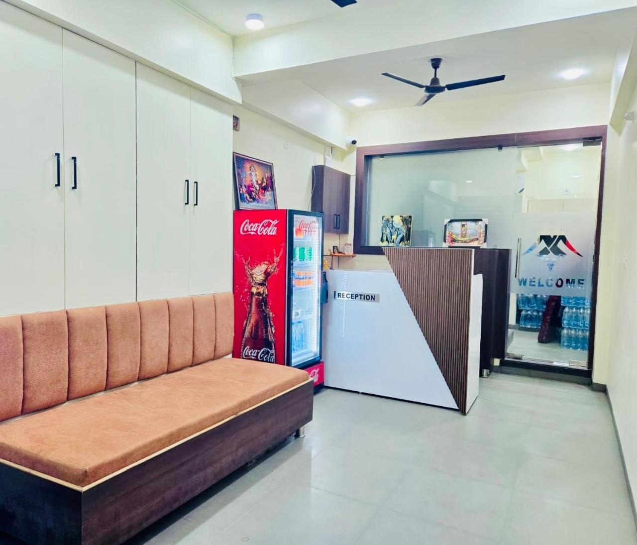 Hotel Nexus Индор Екстериор снимка